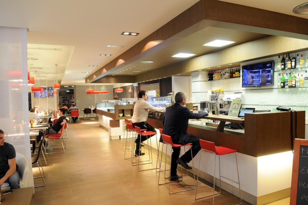 Ibis Budget Lleida Eksteriør billede