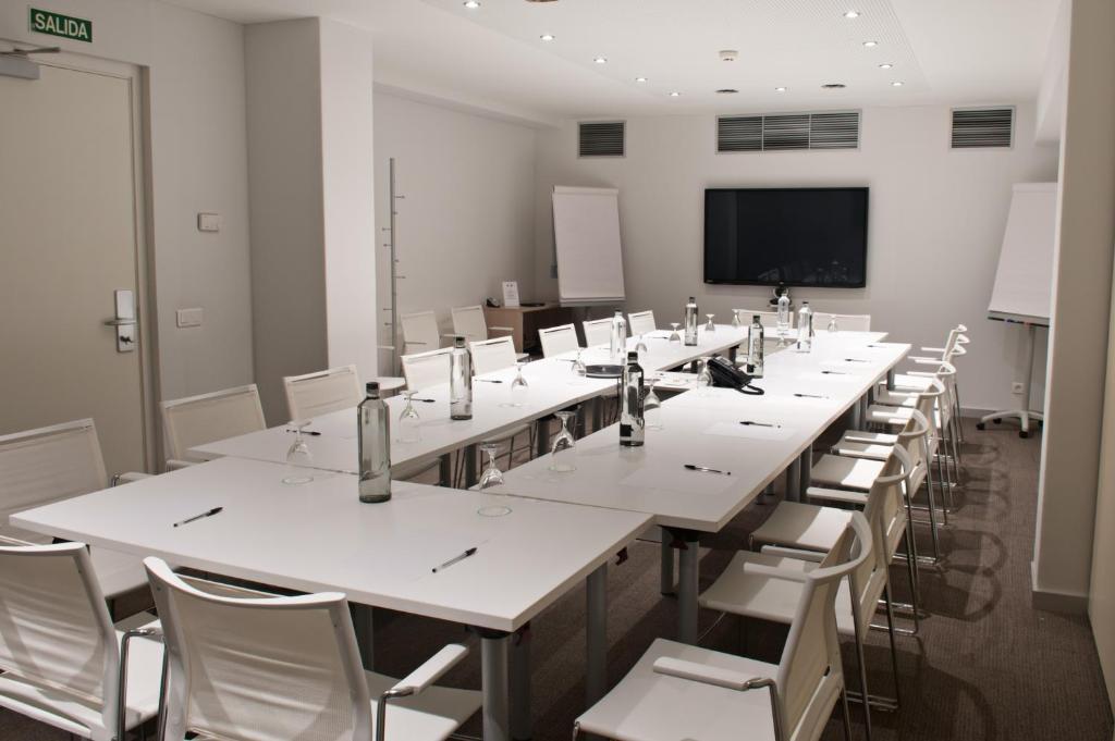 Ibis Budget Lleida Eksteriør billede