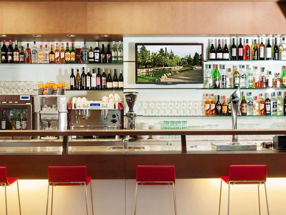 Ibis Budget Lleida Eksteriør billede