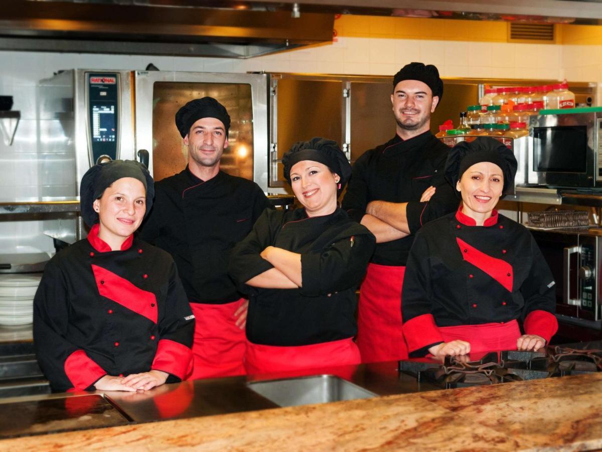 Ibis Budget Lleida Eksteriør billede