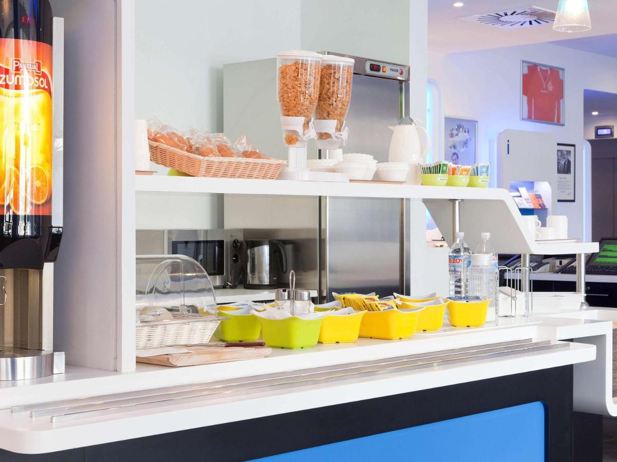 Ibis Budget Lleida Eksteriør billede